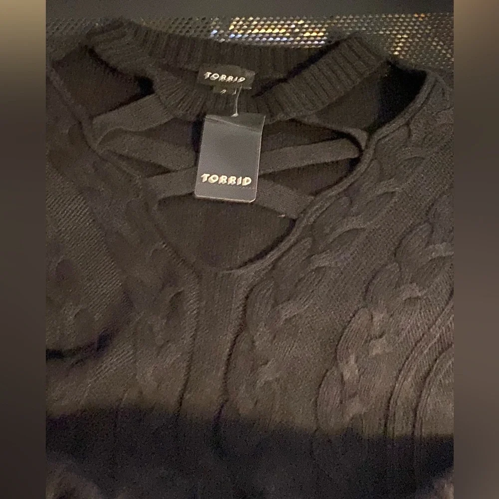 NWT Torrid Black Cable Cage Long Sleeve Pullover Sweater Size 2 (2X) - Picture 8 of 13